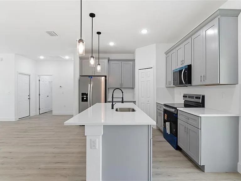 2275 W Linden Dr — Photo 16