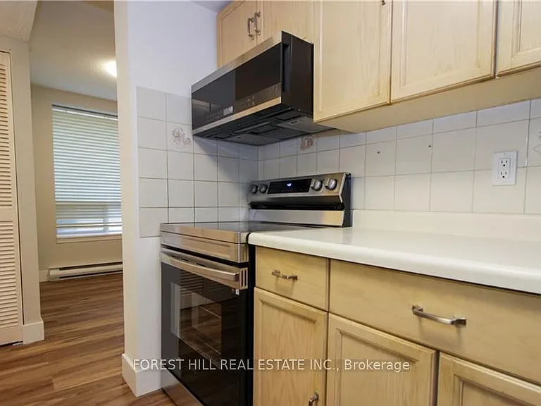 1510 Richmond St N #110 — Photo 11