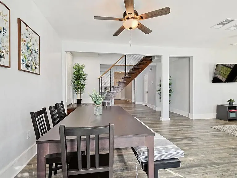 702 N Edgefield Ave — Photo 8