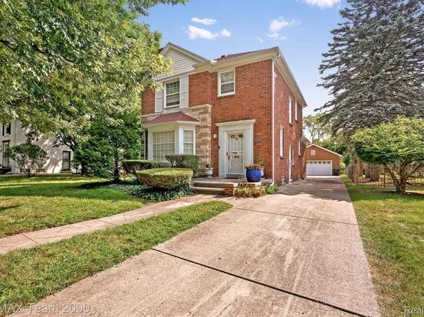 16760 Rosemont Ave, Detroit, MI 48219