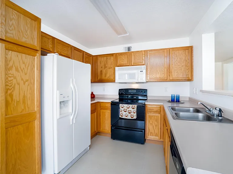 3002 W Elizabeth St #15G — Photo 5