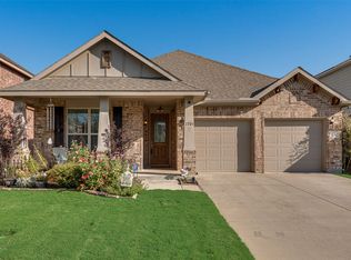 1705 Ridge Creek Ln, Aubrey, TX 76227