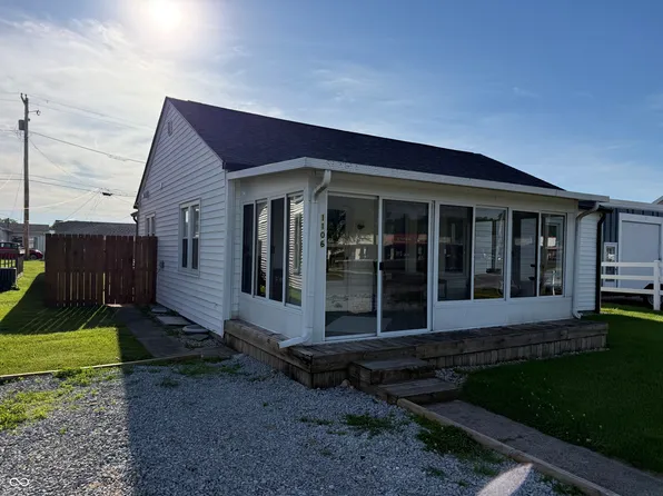 1106 N Park Ave, Alexandria, IN 46001