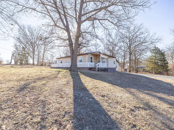 21017 Kenwood Hills Road, Hermitage, MO 65668