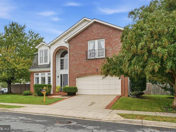 201 Lake Coventry Dr, Frederick, MD 21702