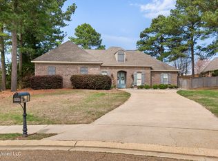 109 Elm Ct, Madison, MS 39110