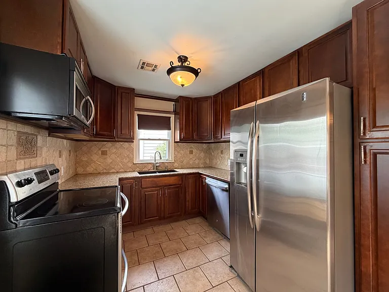 3820 S Detroit Ave — Photo 7