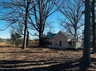 45 Mitchell Rd, Commerce, GA 30529