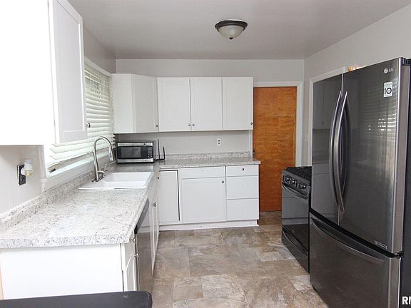 5th image of 2513 W Barker Ave