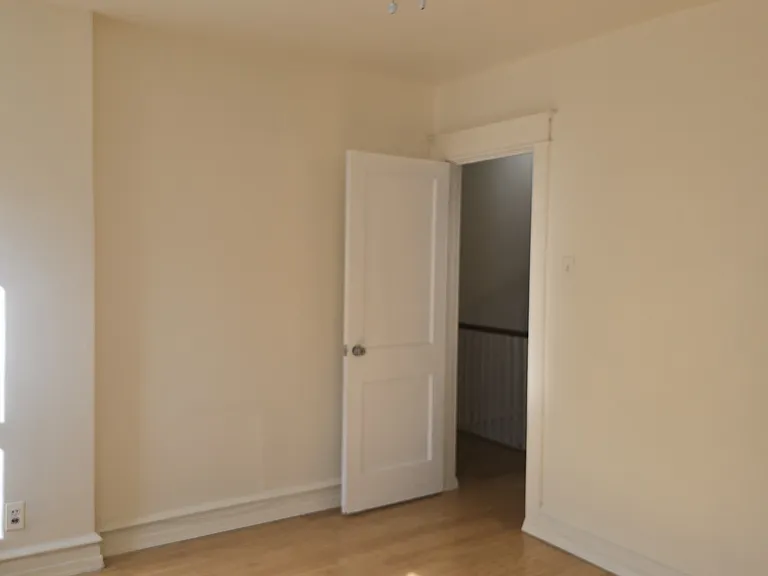 Bedroom 3 from another perspective