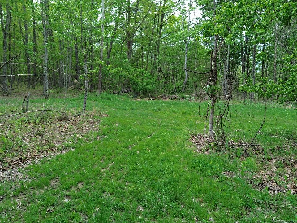 1st image of 566A Tunnel Ridge Rd