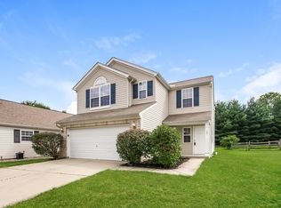1021 Canterbury Ln, Loveland, OH