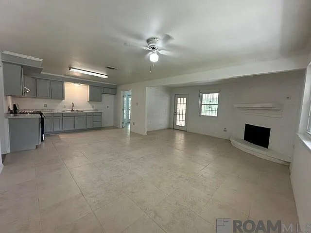 7030 Hooper Rd — Photo 4