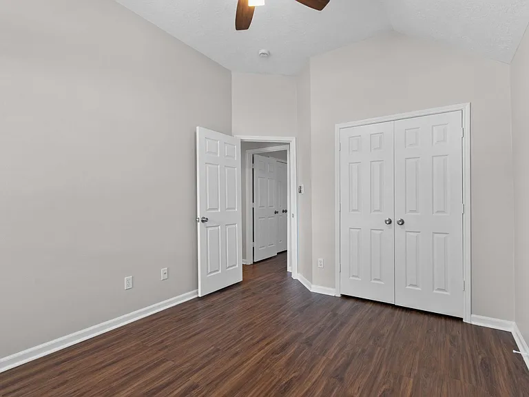 19830 Sternwood Manor Dr — Photo 28