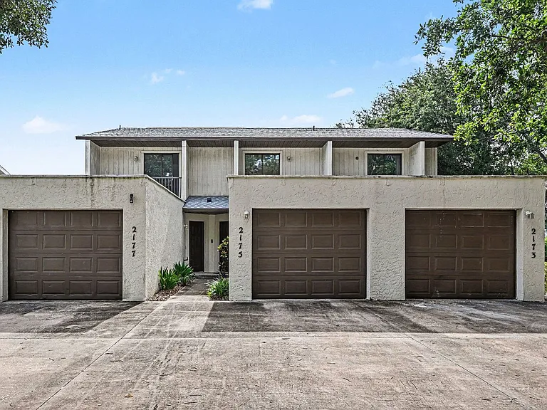 2173 Stewart Rd — Photo 1