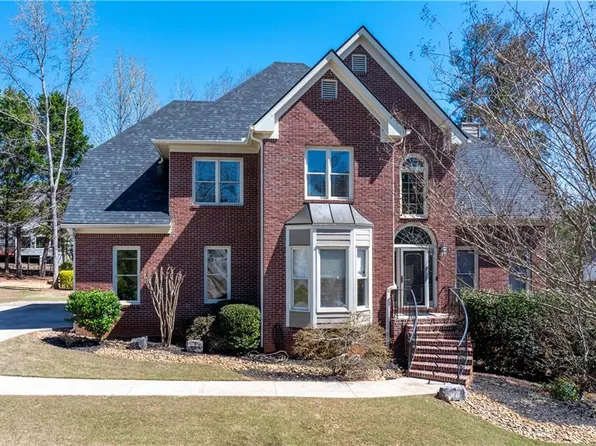 1640 Pinetree Pass Ln, Lilburn, GA 30047