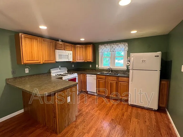13166 E Ln — Photo 2