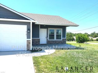 4101 SW Shenandoah Rd, Topeka, KS 66610