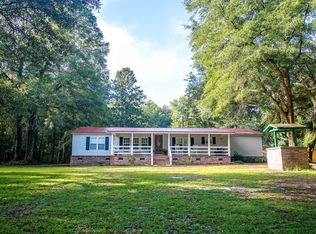 207 Shad Ln, Ridgeville, SC 29472