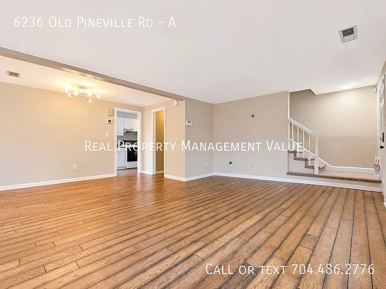 6236 Old Pineville Rd #A — Photo 4