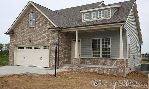 2nd image of 500 Albion Cir
