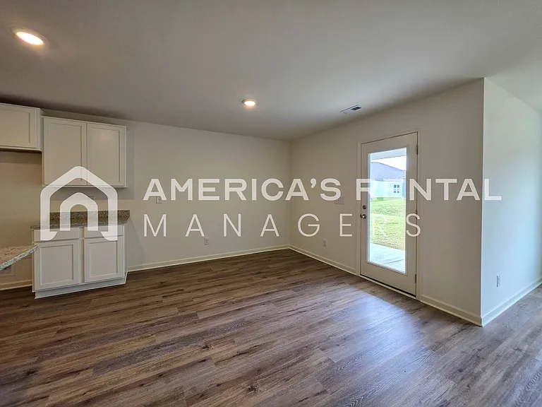 632 Wenonah Way — Photo 25