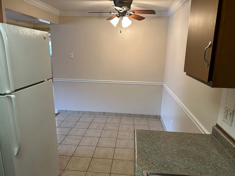 110 W Jones St #1 — Photo 8