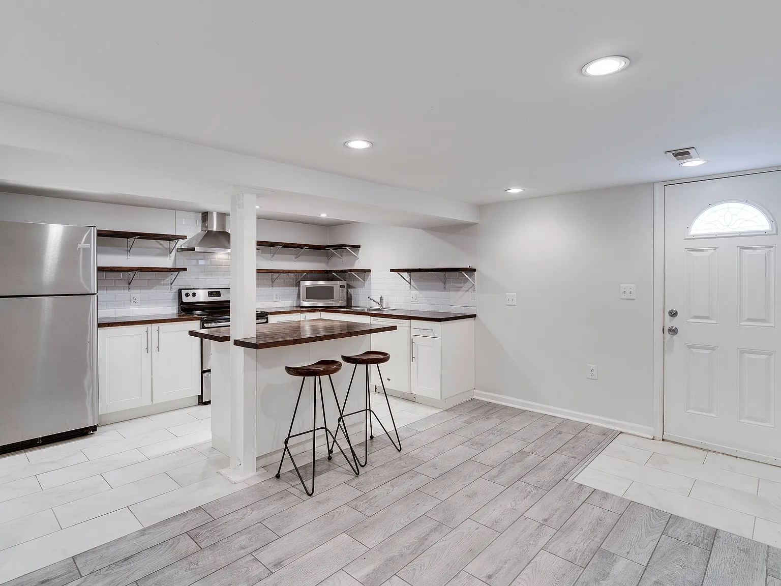 1 bed, 650 sqft, $1,550 — Photo 3
