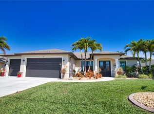 39 Medalist Rd, Rotonda West, FL 33947