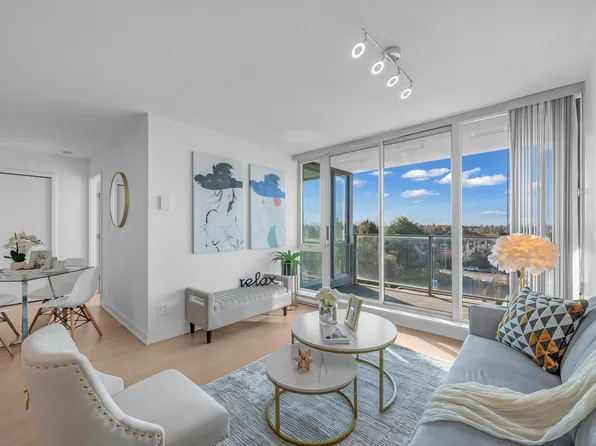 7080 No 3 Rd #708, Richmond, BC V6Y 0B5