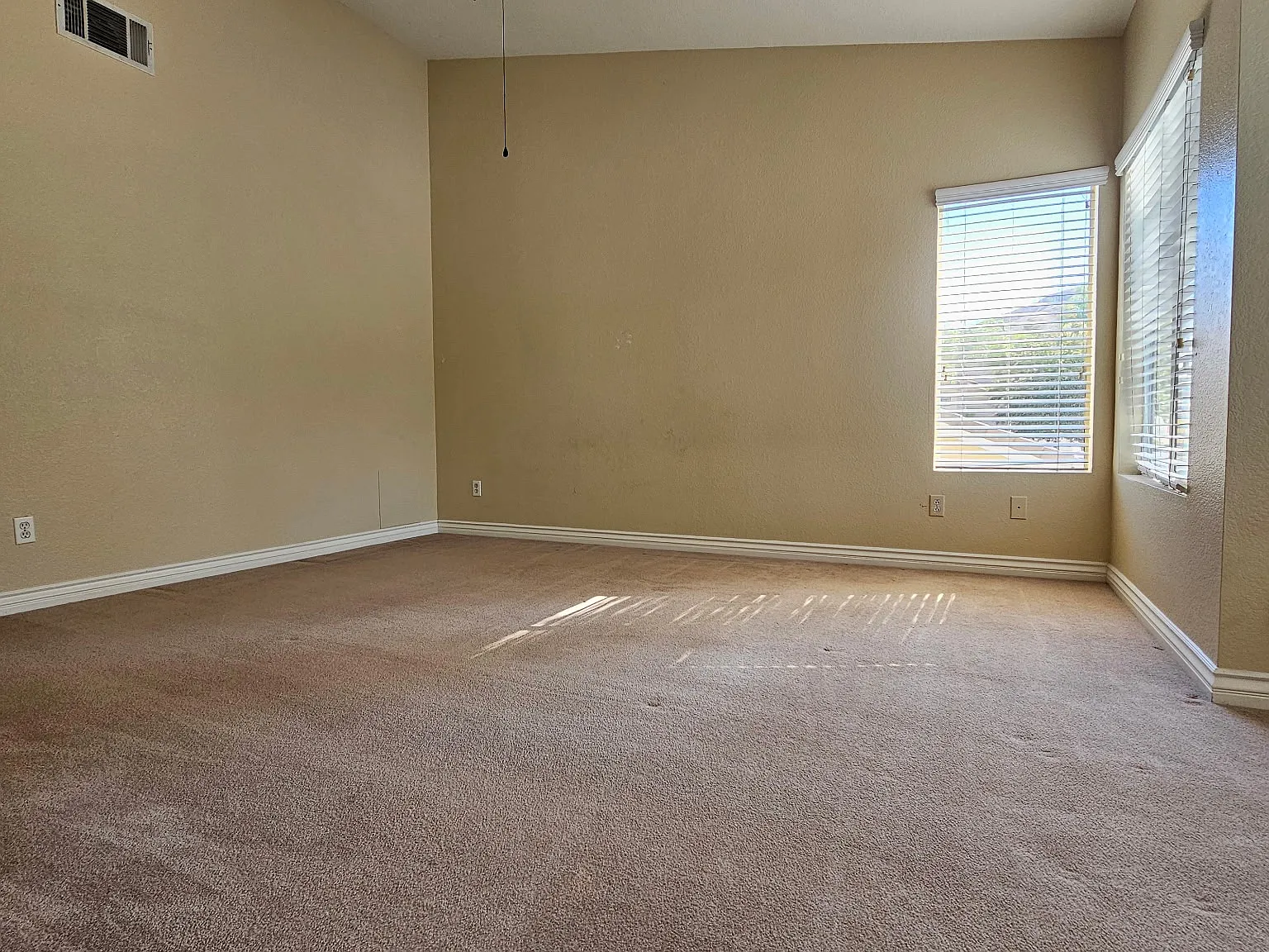 Starstone Rd, Chino Hills — Photo 2