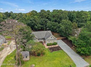 306 Kemper Rd, Hampstead, NC 28443
