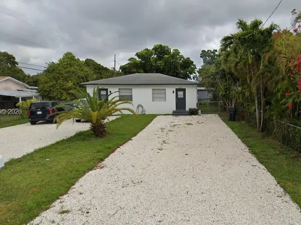 5843 Harding St, Hollywood, FL 33021