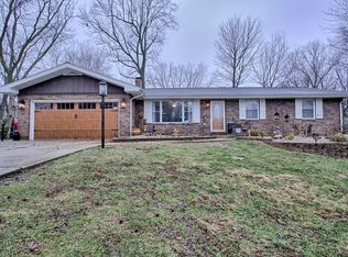 1075 Troy Ofallon Rd, Troy, IL 62294