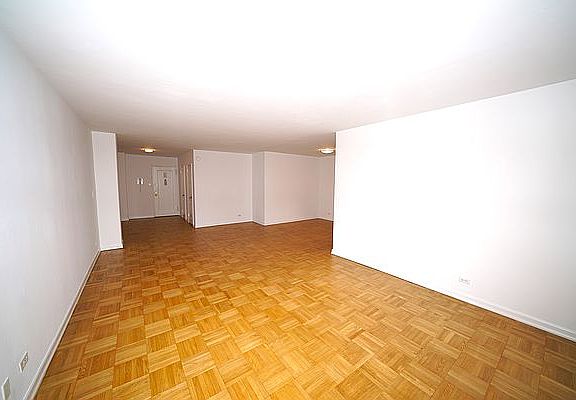4th image of 1700 York Ave APT 8-F