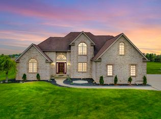 8601 Seegert Rd, Riga, MI 49276