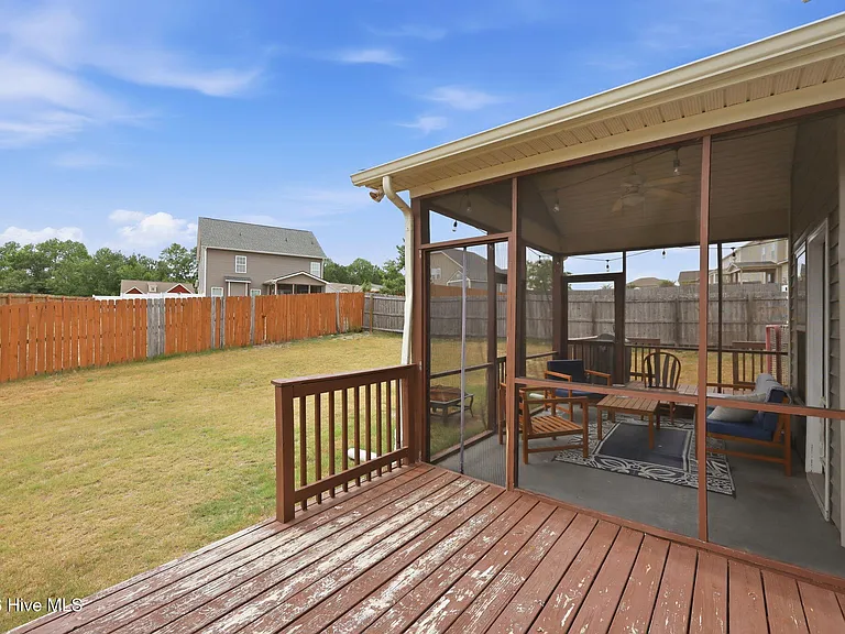 90 Quatrefoil Ct — Photo 45