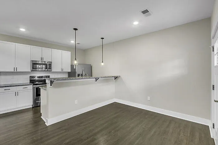 148 Cox St — Photo 10