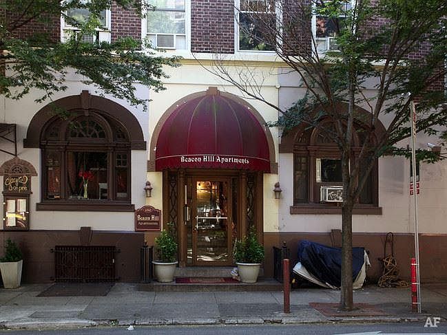 1st image of 1328 Pine St