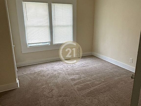 4th image of 963 Galt St #1