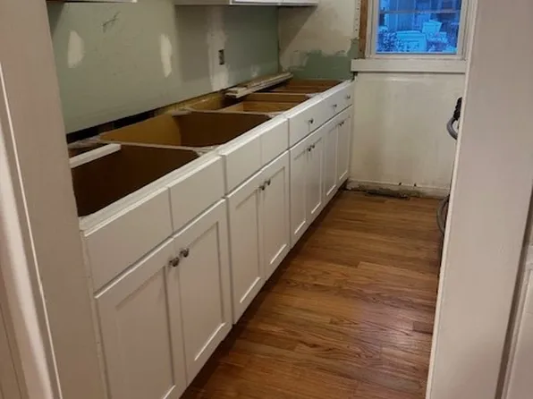 101 Conduit St #1, New Bedford, MA 02740