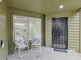 5063 SW Foothills Dr #F, Lake Oswego, OR