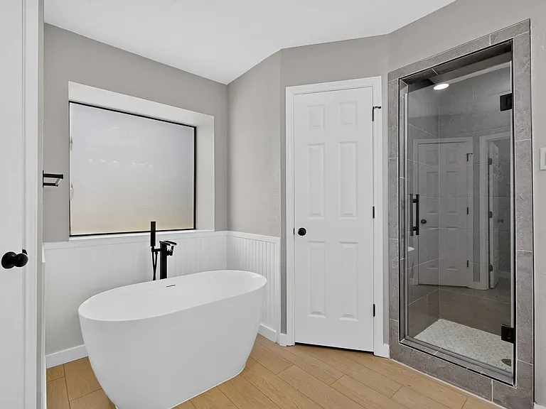 620 Stoneybrook Dr — Photo 12