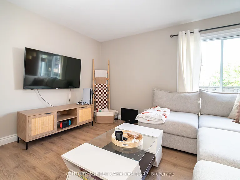 120 Centre St #101 — Photo 9
