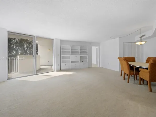 1300 NE Miami Gardens Dr APT 501E, Miami, FL 33179