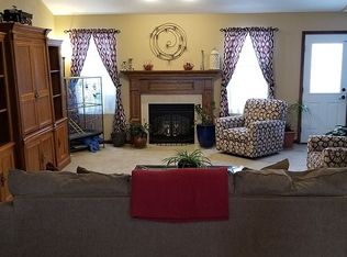 100 Forest Ridge Ct, Freeburg, IL 62243