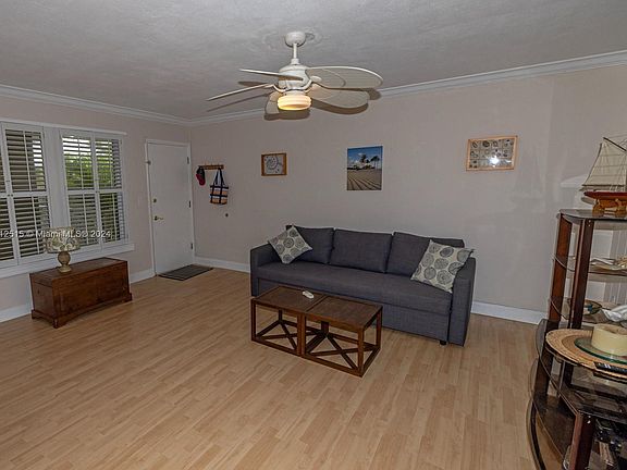 3rd image of 255 Sunrise Dr APT 303