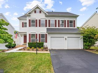9758 Runner Stone Pl, Bristow, VA 20136