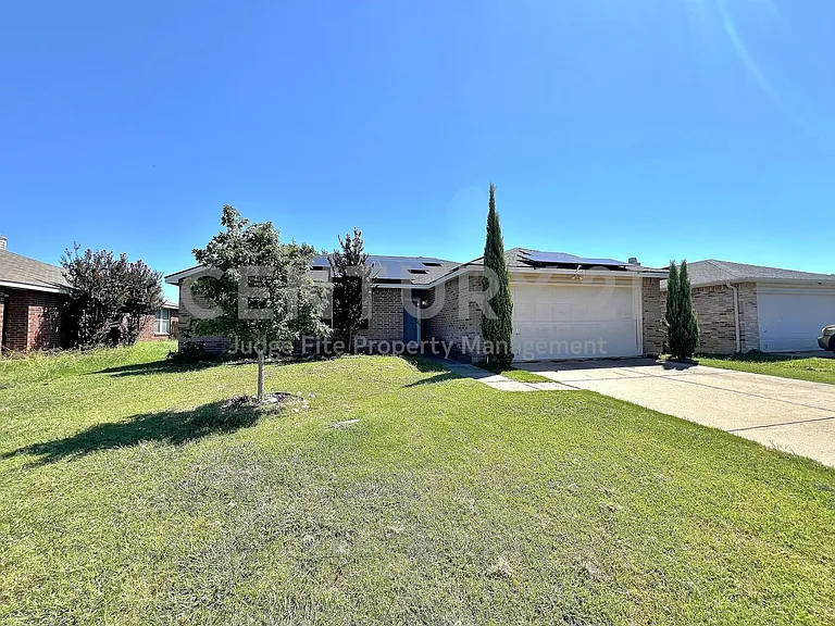 1412 Anna Lea Ln — Photo 1