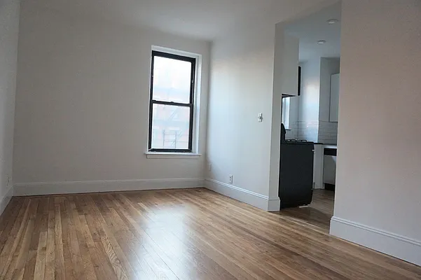 Rented by M.Woods & Associates | media 16